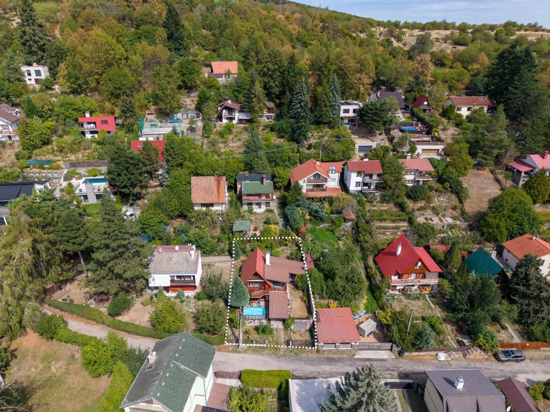 LIMBACH, LEITNE – CELOROČNÁ CHATA PRI LESE